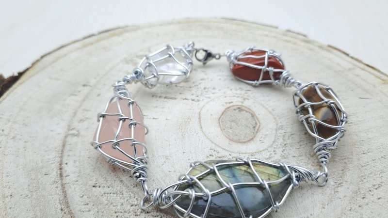 Bracciale montatura ragnatela con 5 cristalli €50