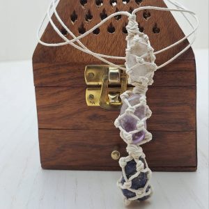 Montatura collana modello vestitino