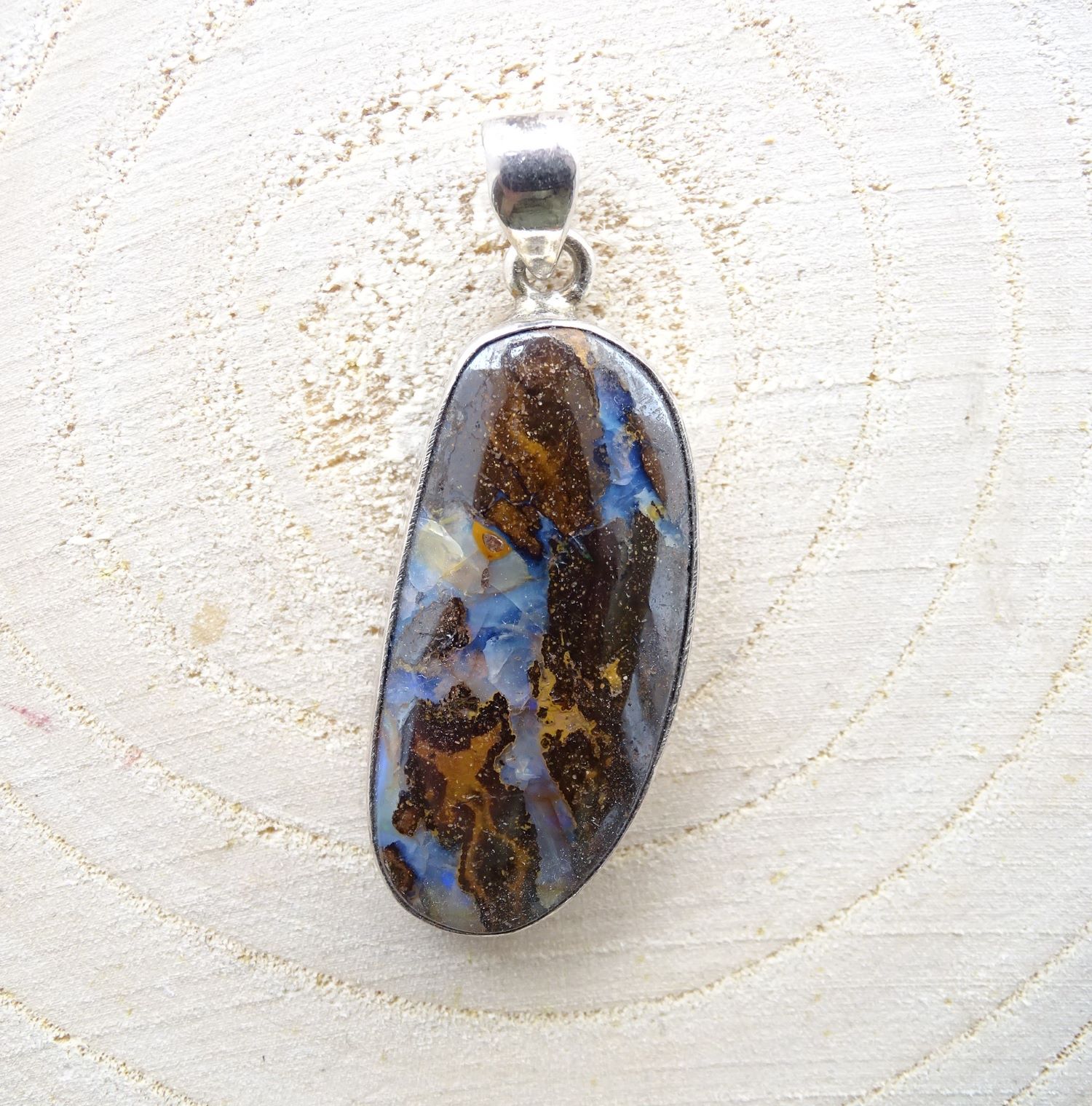 Pendente in Opale boulder con montatura in argento