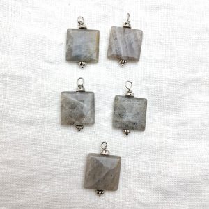 Pendenti Labradorite quadrato schiacciato