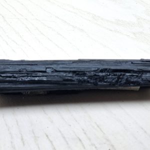Tormalina nera grezza cm 11