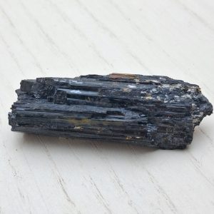 Tormalina nera grezza cm 5,5