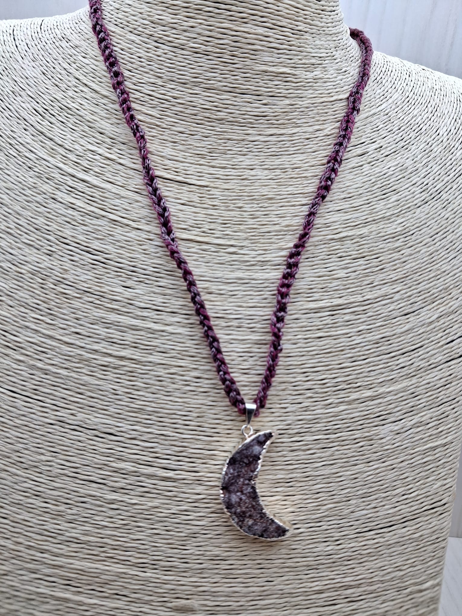 collana luna Calcedonio cristallizzato