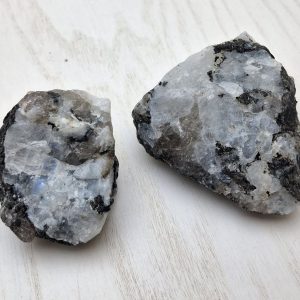 Labradorite bianca grezza