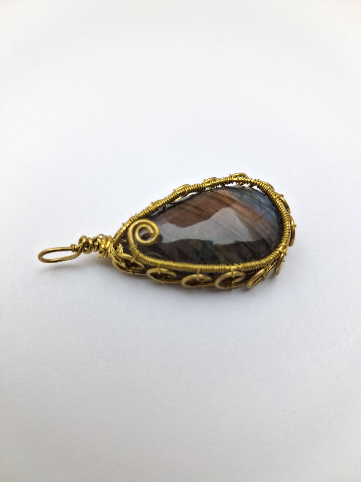 Labradorite cabochon - immagine 2