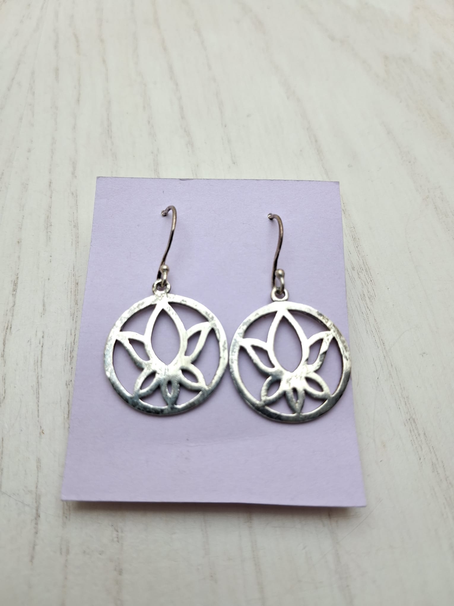 orecchini in argento con fiore di loto