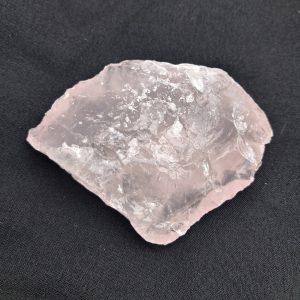 Quarzo rosa grezzo cm 8