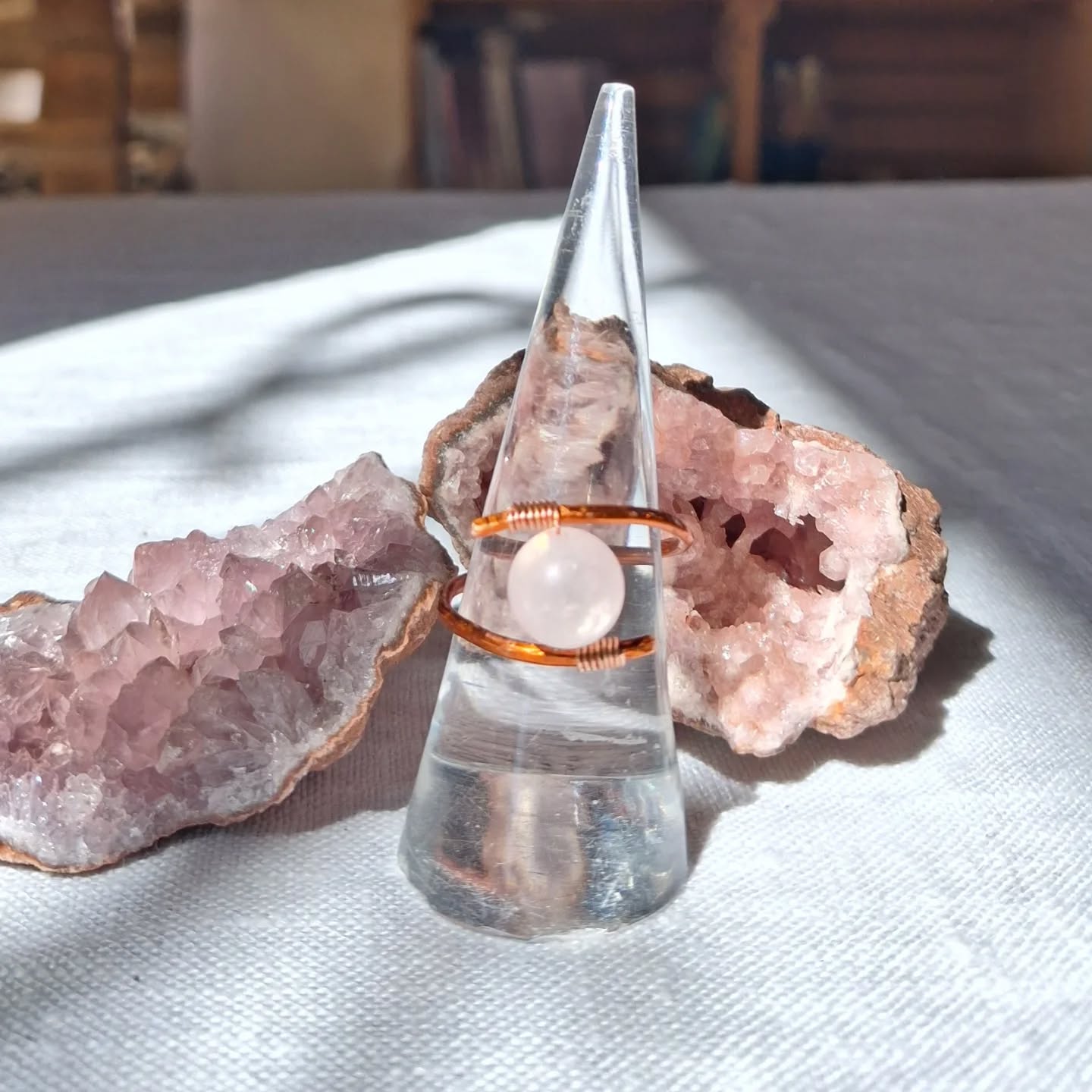 anello in rame con Quarzo rosa