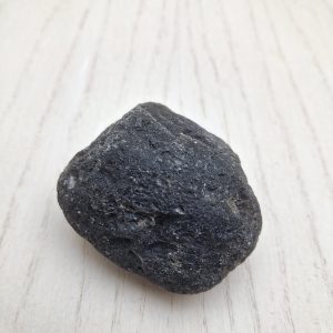 Saffordite (Cintamani) misura grande