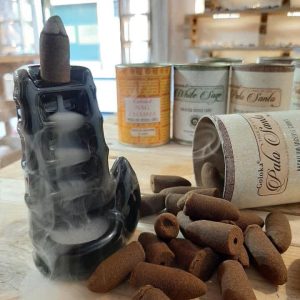 bruciatore a cascata di fumo per incensi a cono