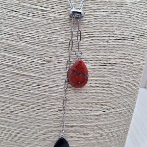 collana saliscendi con Tormalina nera e Diaspro rosso