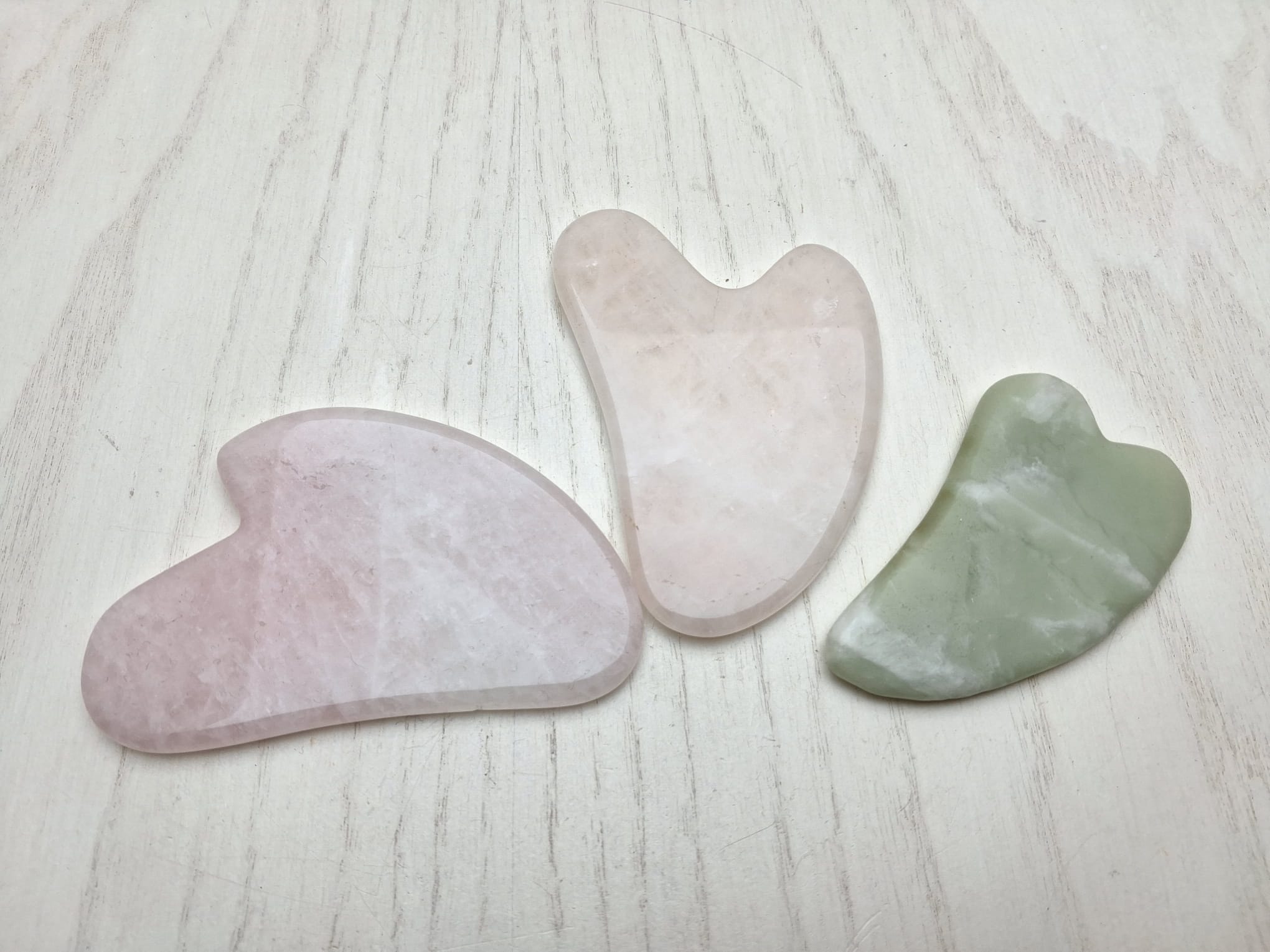 Gua Sha in Quarzo rosa e Giada
