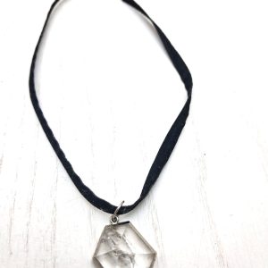 collana con punta naturale di Quarzo ialino